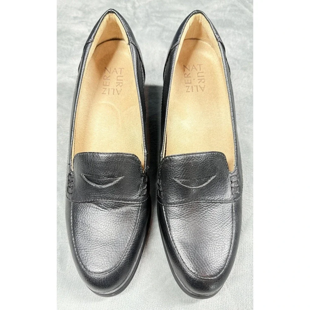 Naturalizer cushioned edge